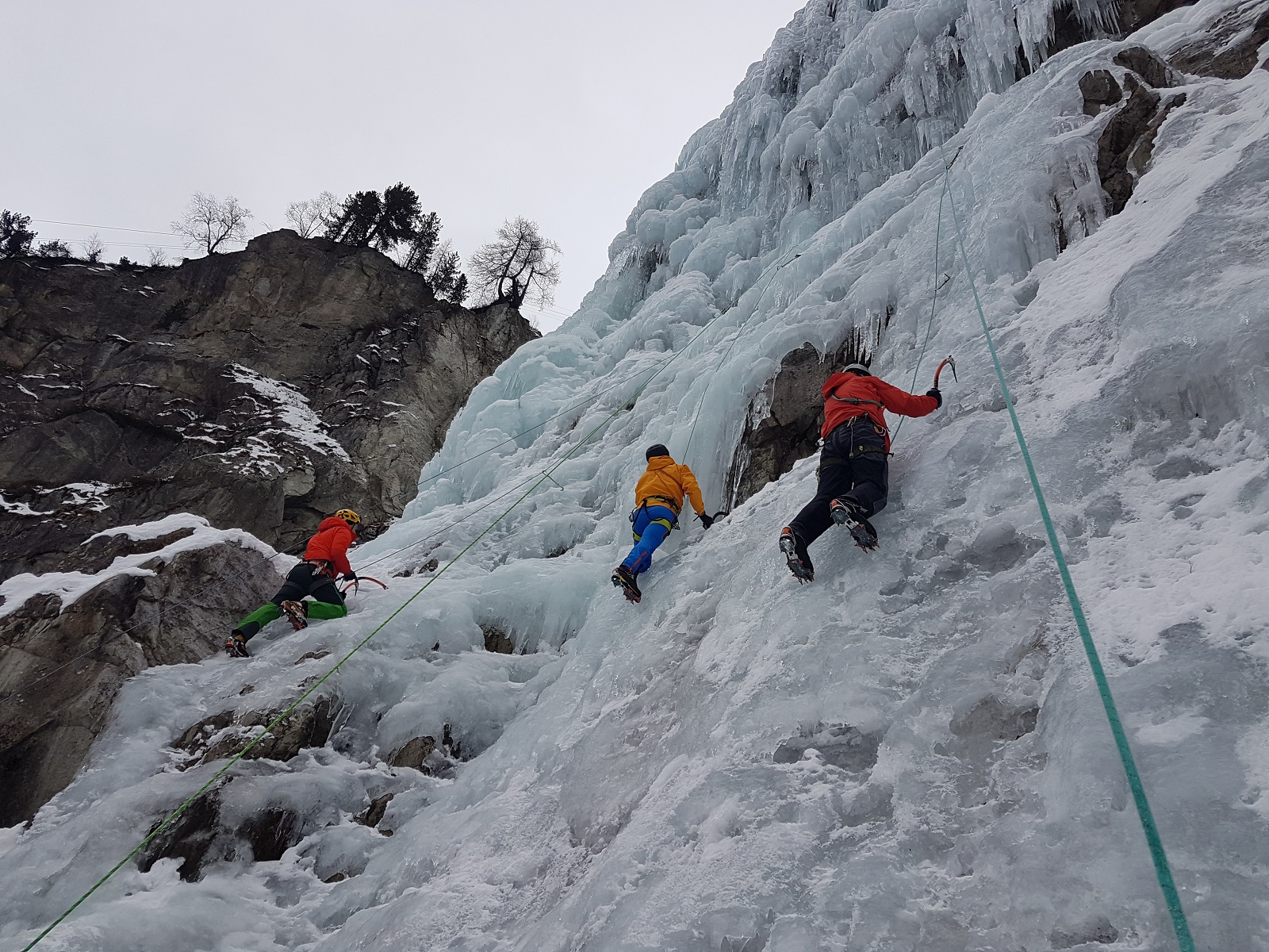 Corso 2 Cascate di Ghiaccio 2025